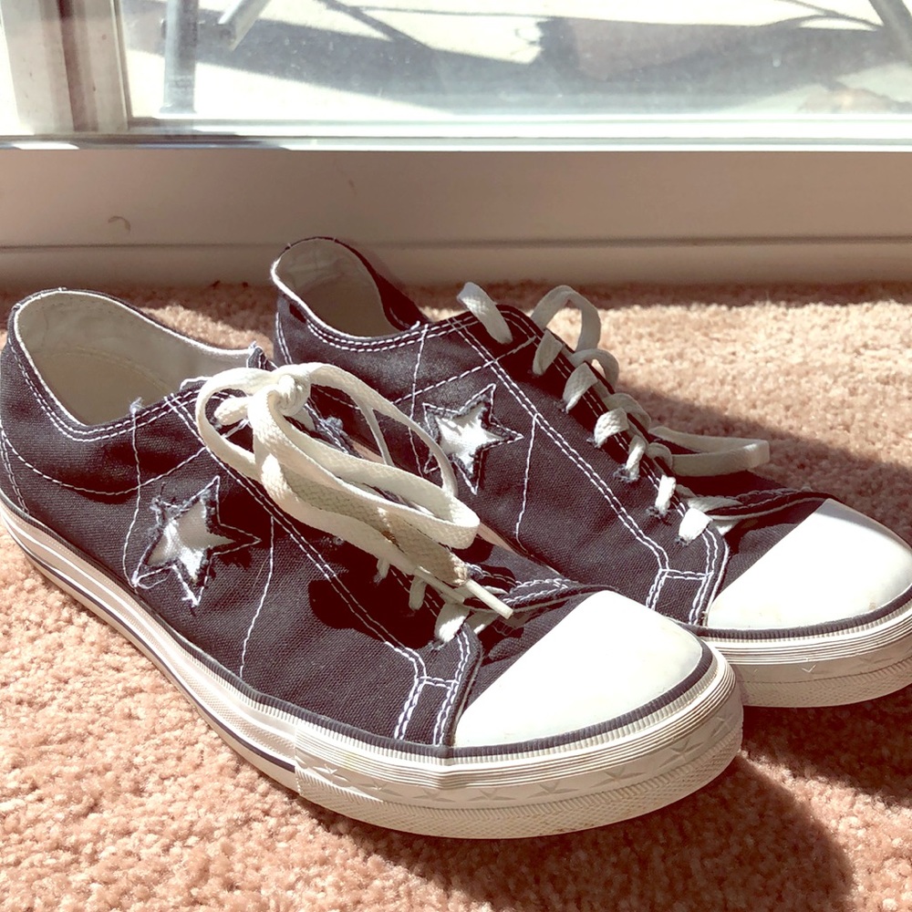Vintage Converse One Star.